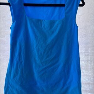 White House Black Market top